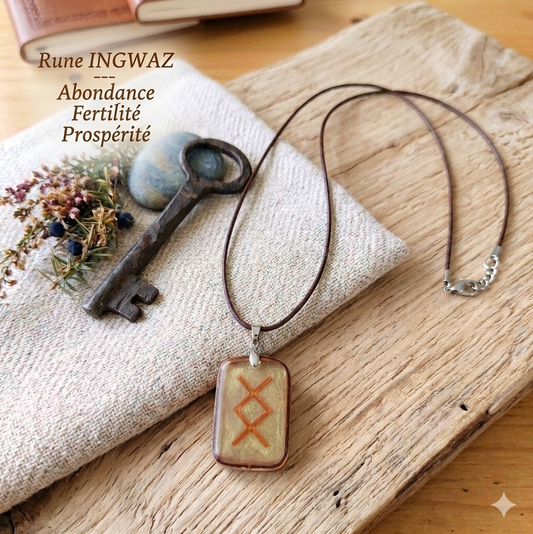 Collier Alruna